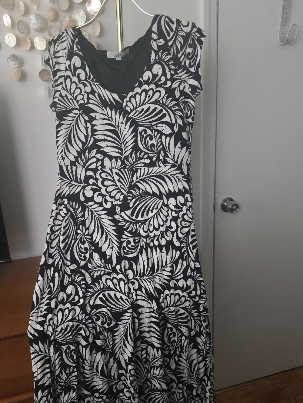 LOFT Black and White Tropical-Leaf Maxi Dress